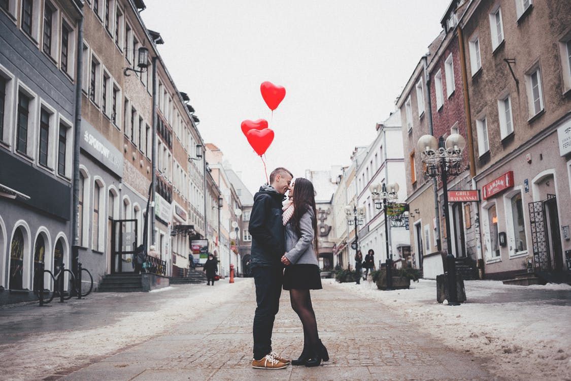 First date tips that help you feel confident